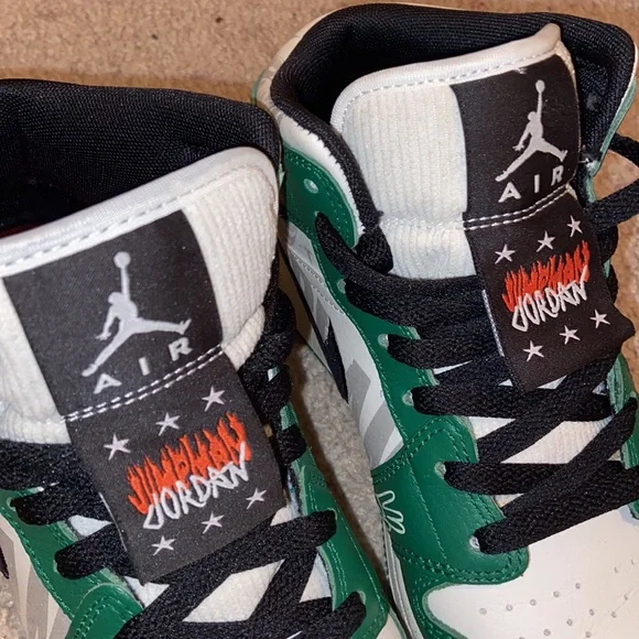 Air Jordan 1 Mid-Top Kids Youth Vibrant Green and White Sneakers Limited Edition - Picture 6 of 8